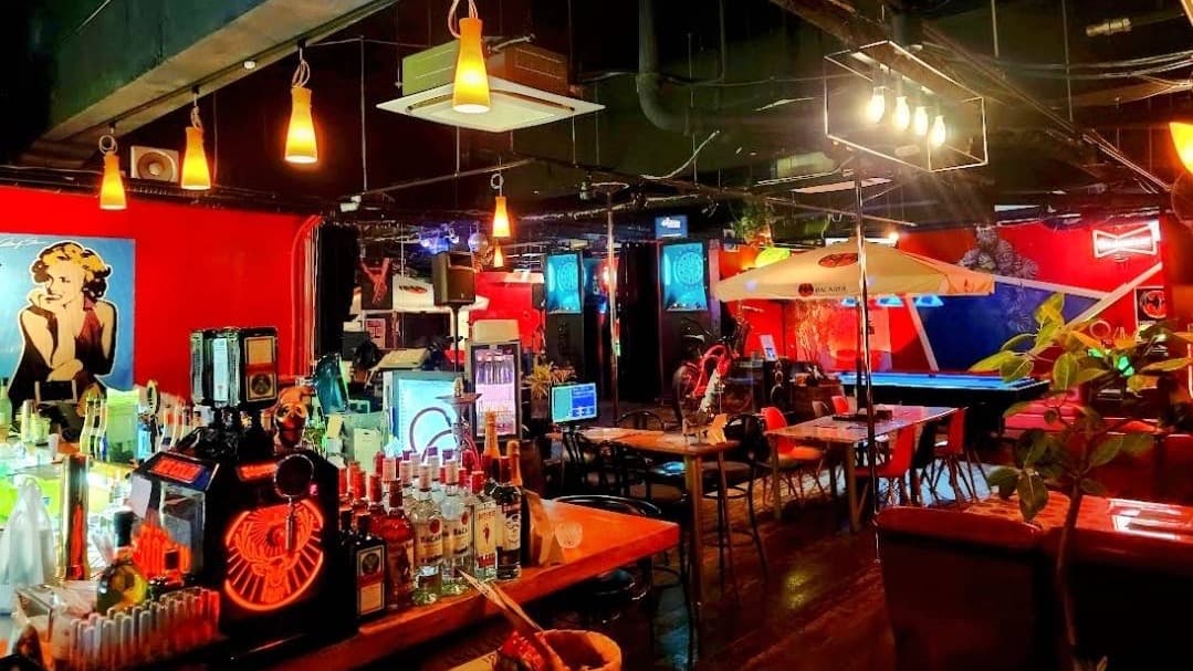 沖縄市の貸切パーティー会場・30〜70名・深夜OK